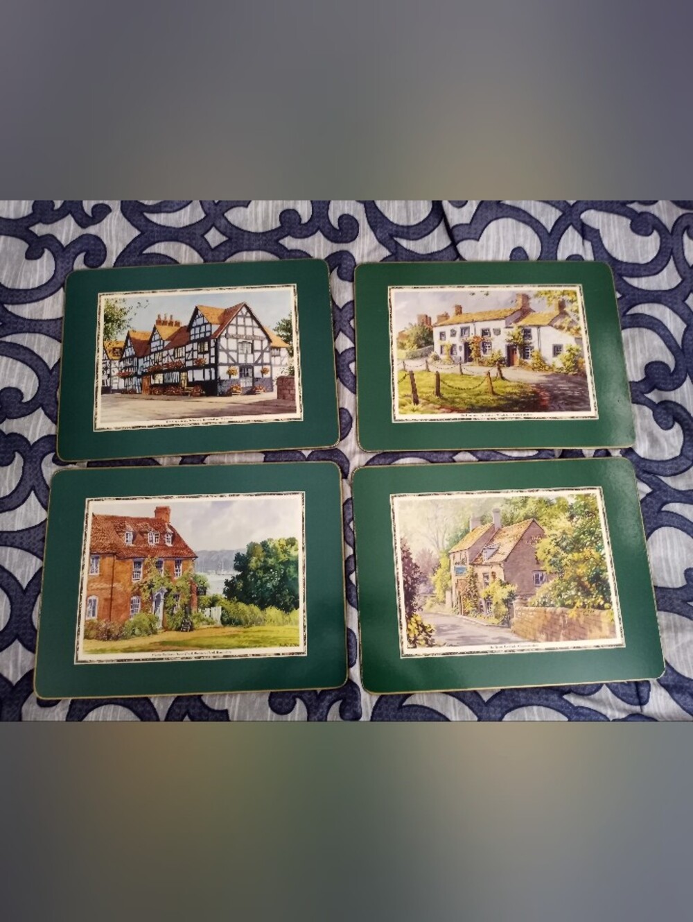 👠Vintage CLOVERLEAF ENGLAND Melamine Placemats👠